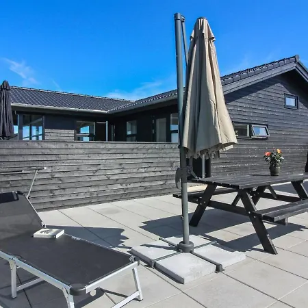 Ariadne - 900m From The Sea In Ne Jutland By Interhome