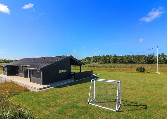 Holiday home Ariadne - 900m From The Sea By Interhome *